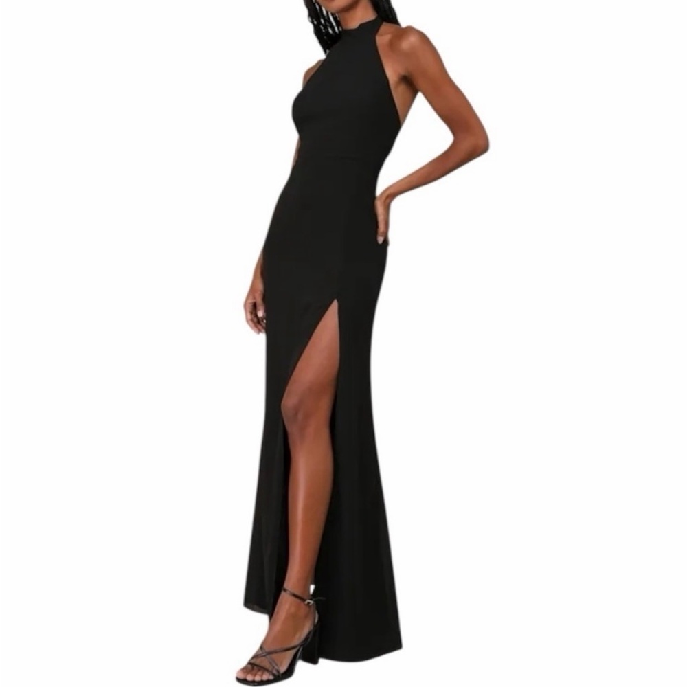 NWT Lulus Captured Your Heart Black Halter Maxi Dress